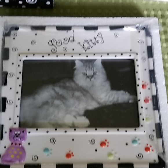 Good Kitty Picture Frame - Picture 3 of 8